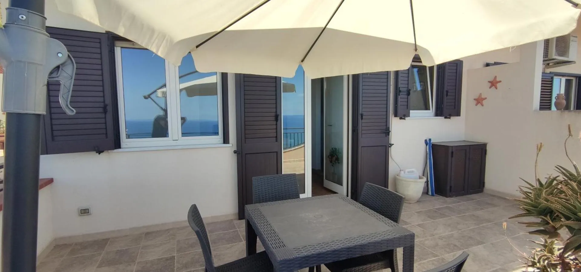 Costa Azzurra Cefalu Residence 0*,